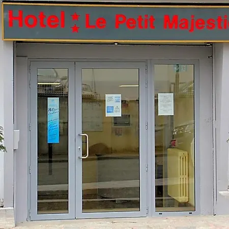 Hotel Le Petit Majestic