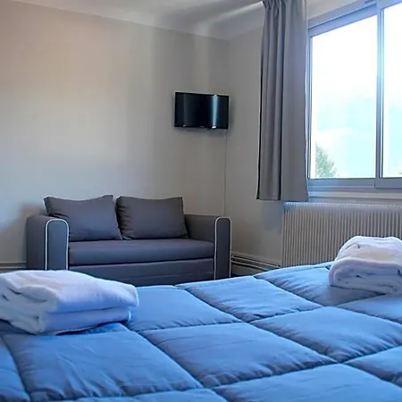 Le Petit Majestic Hotel 2*