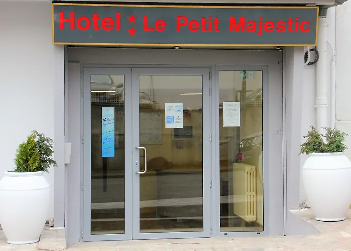 Le Petit Majestic Hotel